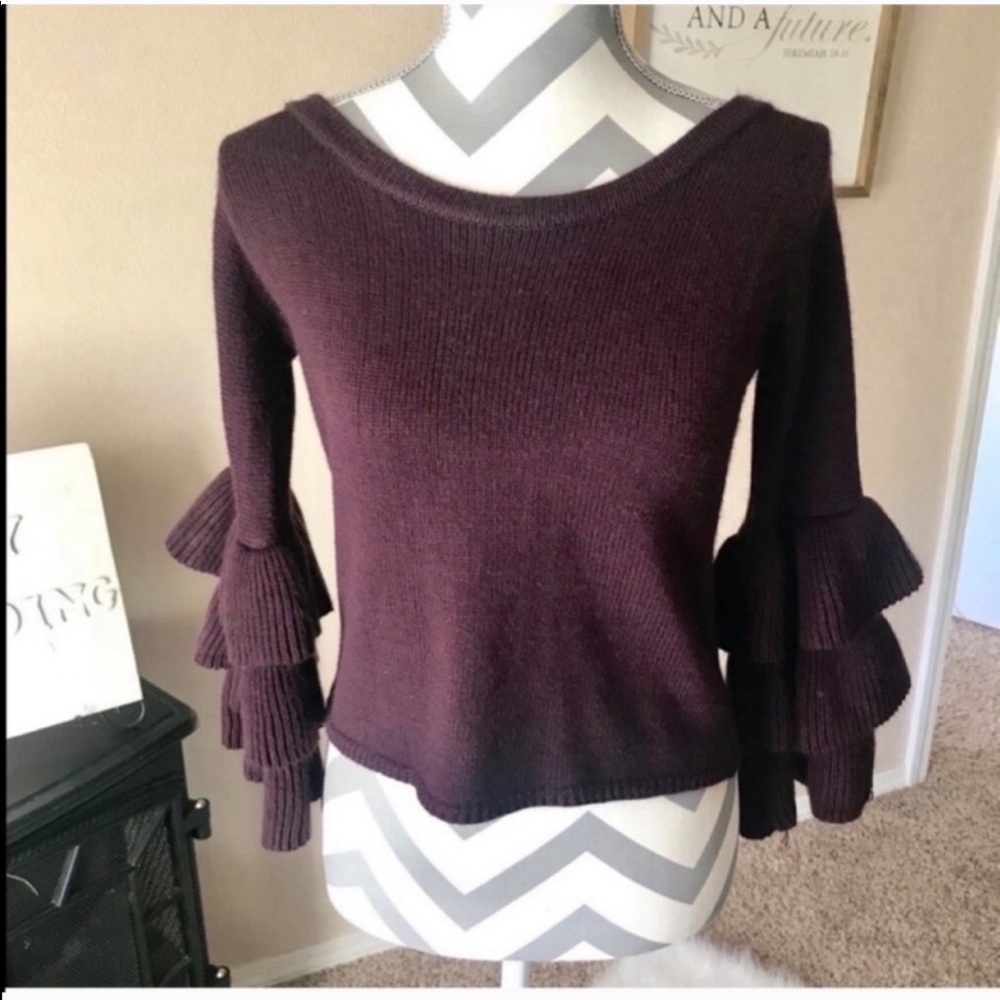 Moon & Madison crop sweater